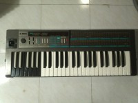 Despiece de Korg Poly 800